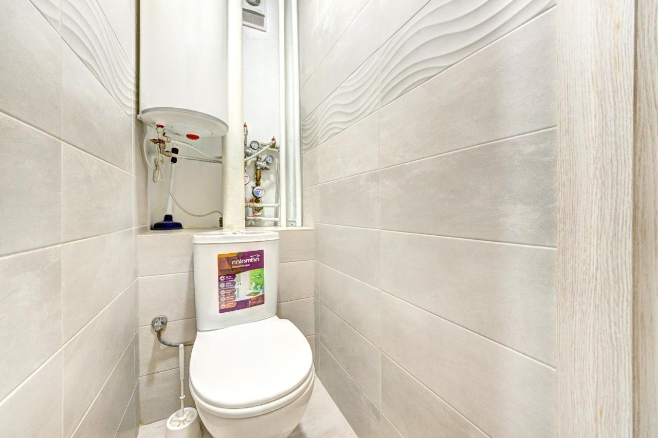 Apartments Near Ocean Plaza Druzhby Narodov Boulevard 8A Київ Екстер'єр фото